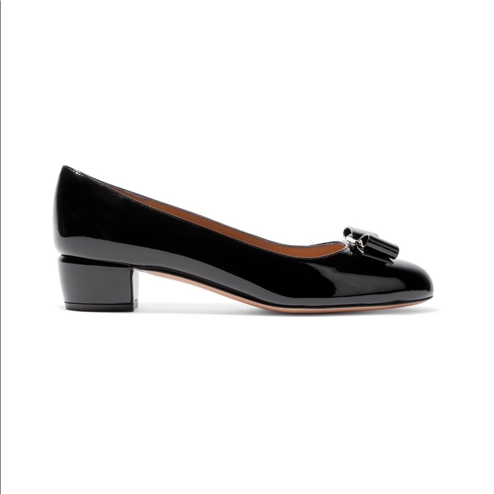 Salvatore Ferragamo Vera Bow Patent Pump Black